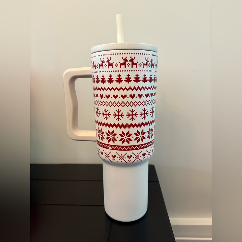Simple Modern 40 oz Trek Tumbler